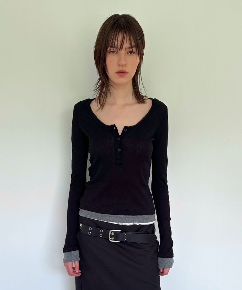 LAYERED HENLEY TEE (black)