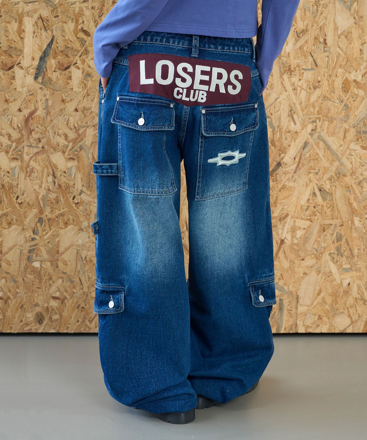 루저스클럽(LOSERS CLUB) 멀티 카고포켓 와이드 데님 팬츠 미디엄블루