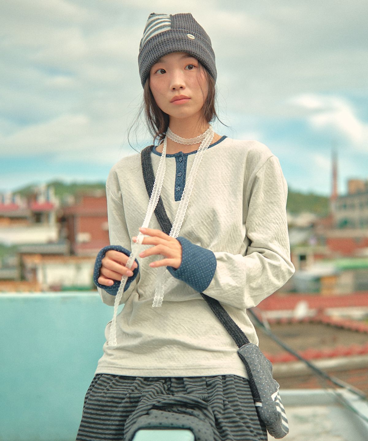 꼬모니노즈(COMONINOZ) W DOT LAYERING T-SHIRT [CREAM]
