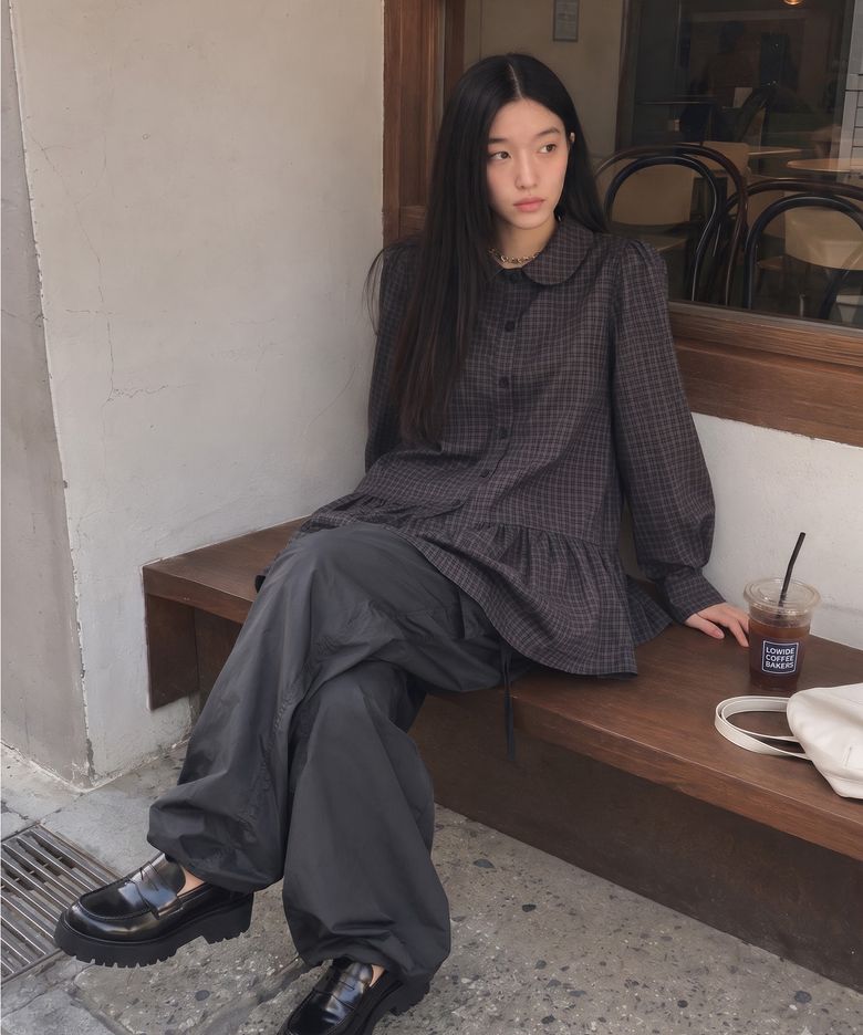 W AUTUMN ROUND BLOUSE [NAVY]