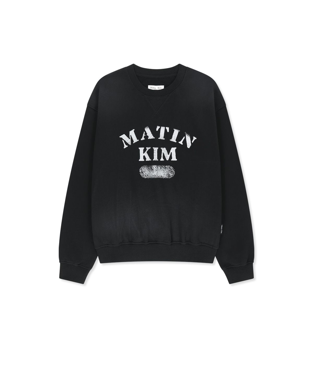 마뗑킴(MATIN KIM) VINTAGE SPRAY LOGO SWEATSHIRT IN BLACK