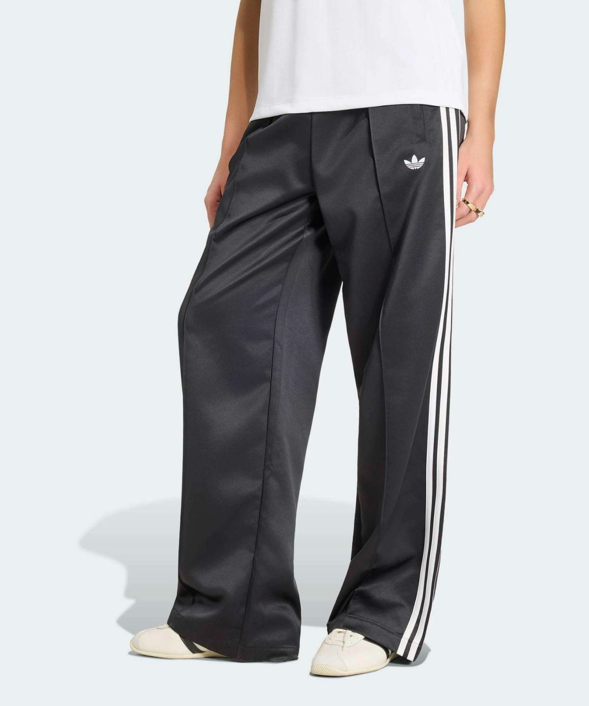아디다스(ADIDAS) 새틴 SST 루즈 트랙 팬츠 - 블랙:화이트 / KS9372