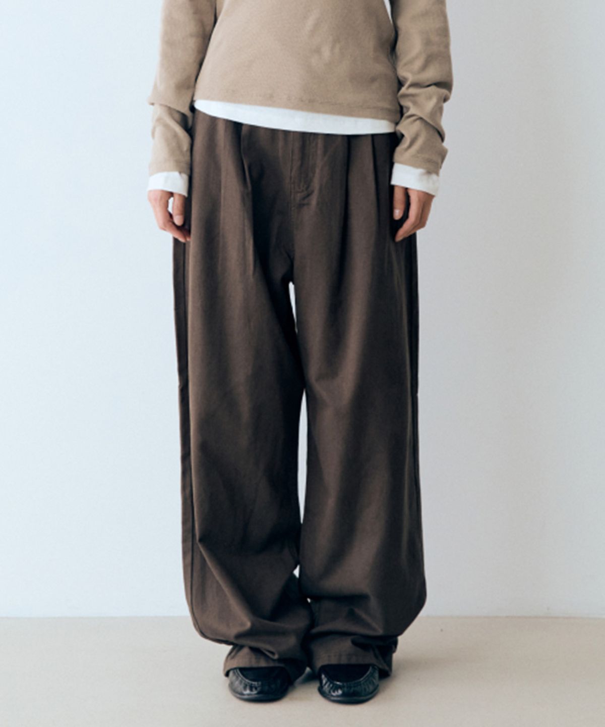 나우(nau) 릴렉스드 플로우 팬츠 Dark Brown