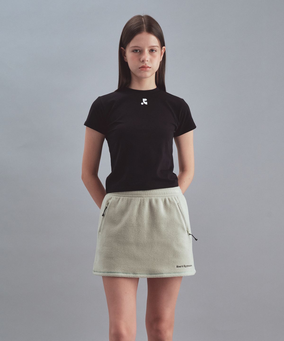 레스트앤레크레이션(REST&RECREATION) RR LOGO T-SHIRT - BLACK