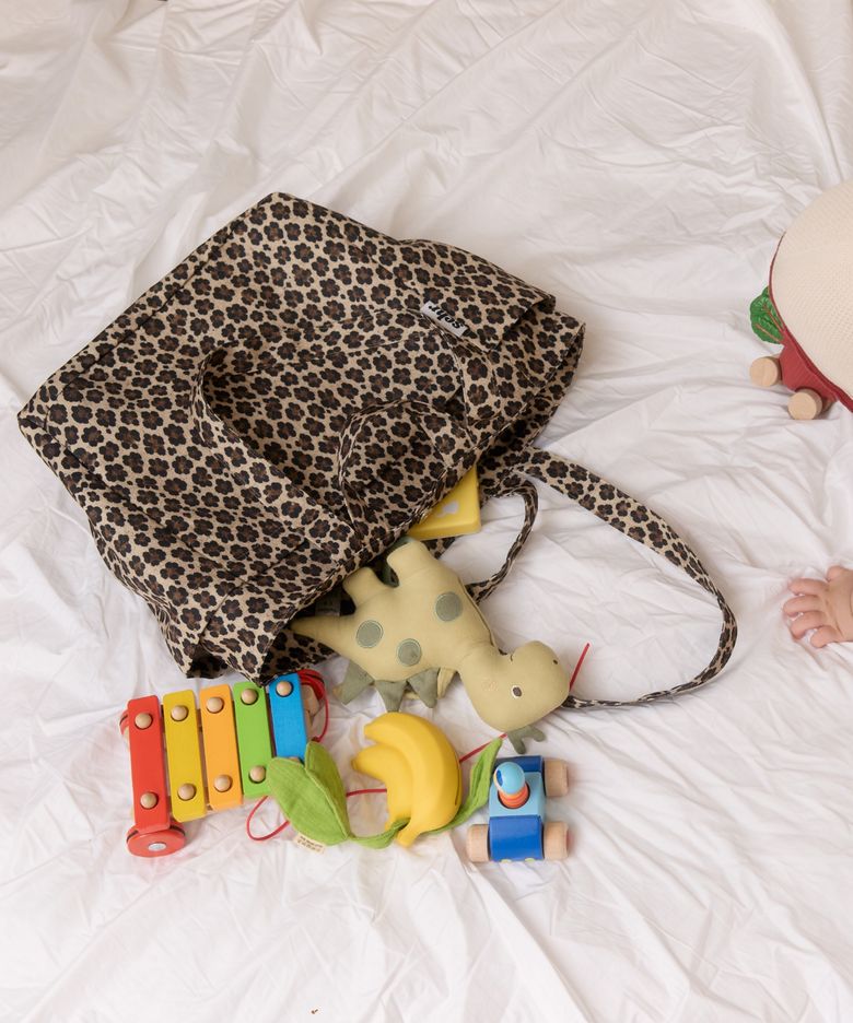 Multi Pocket Tote Bag (Floral Leopard)