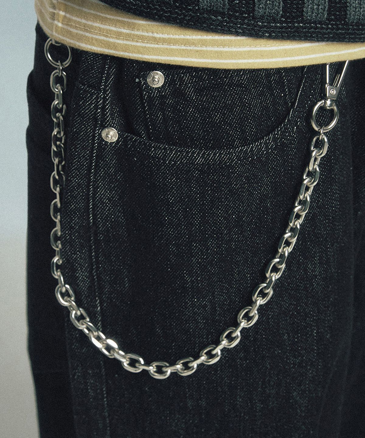 르아르(LEIRE) 체인 벨트 키링
