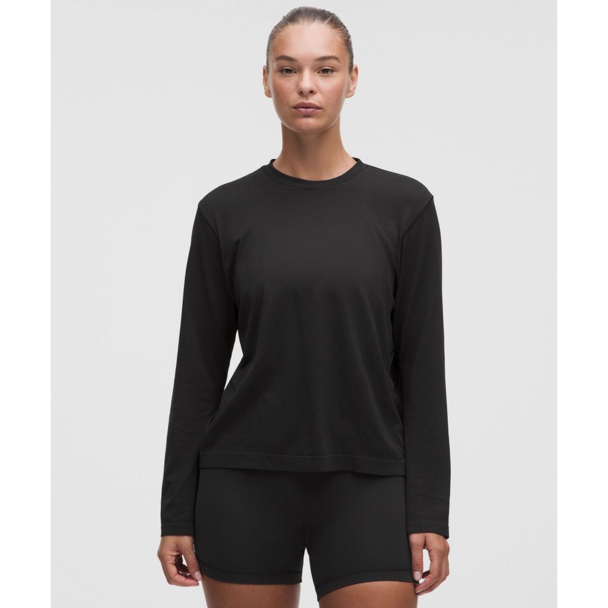 룰루레몬(LULULEMON) 슈퍼 스위프틀리 릴랙스 핏 롱슬리브 셔츠  BLK