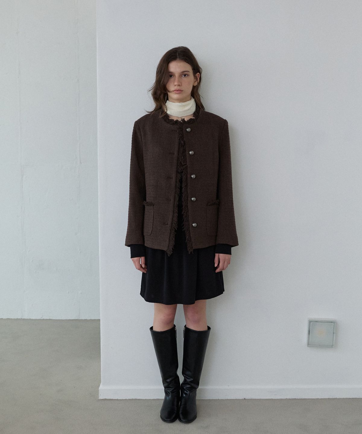 위오이(WIOE) Antique Fringe Tweed Jacket_Brown