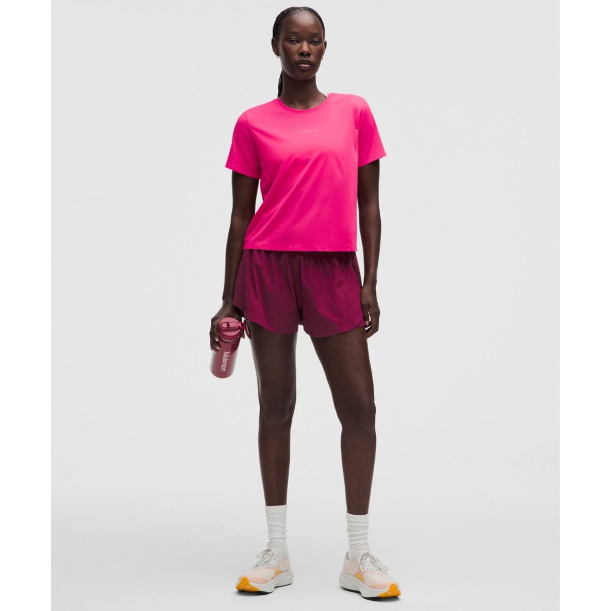 룰루레몬(LULULEMON) 셰이크 잇 아웃 하이라이즈 러닝 쇼츠 2.5inch  RARV