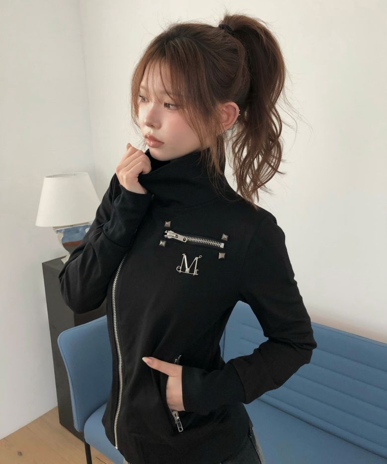 리버트 메탈 엠블럼 사선 자켓