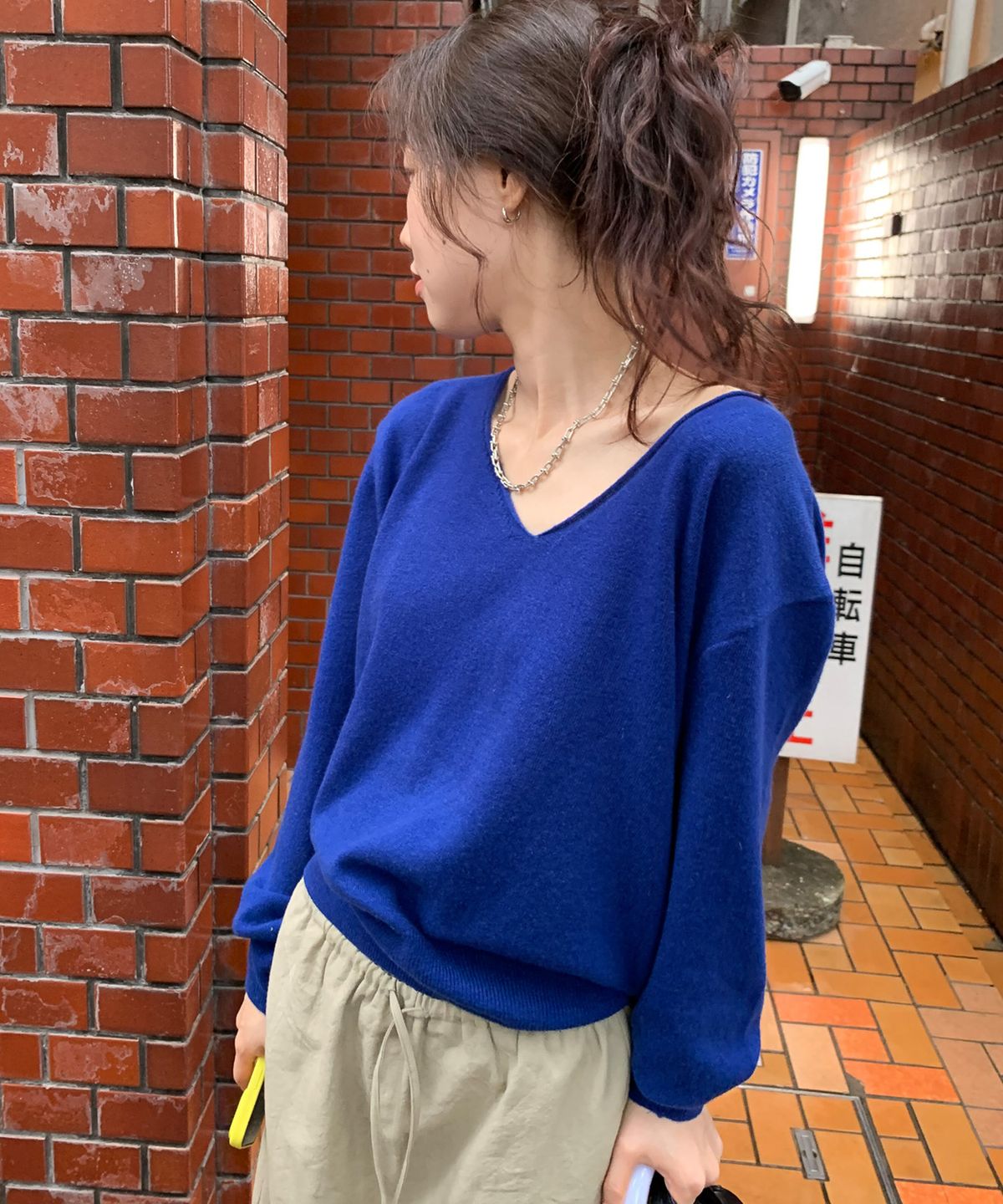 포에트서울(POETSEOUL) SIGN V-NECK KNIT_cobalt