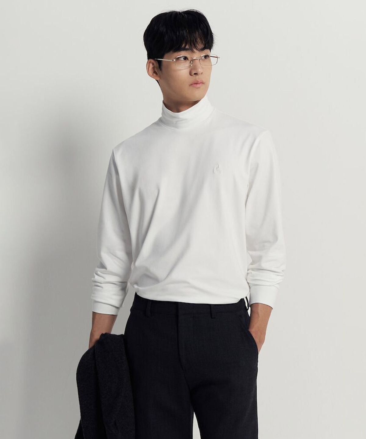 빈폴 멘(BEANPOLE MEN) 스트레치 반터틀넥 티셔츠  화이트