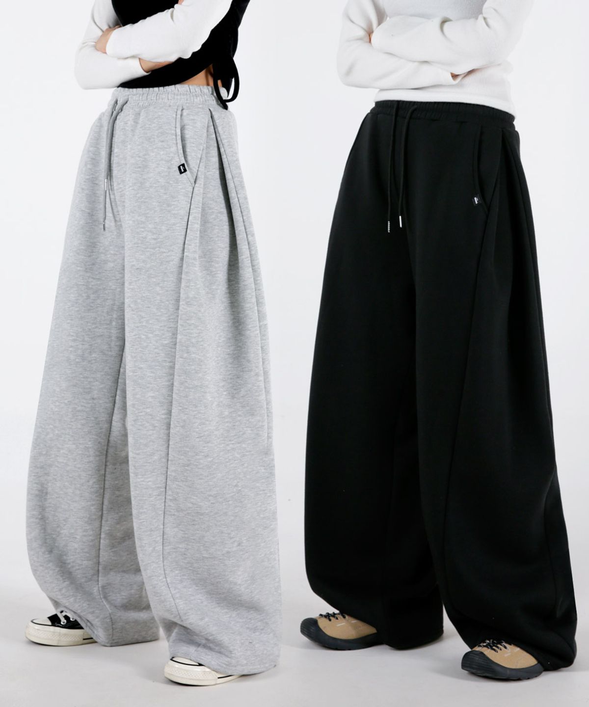 음(UMM) [2PACK] 여자 에센셜 옆핀턱 와이드스웨트팬츠 2COLOR