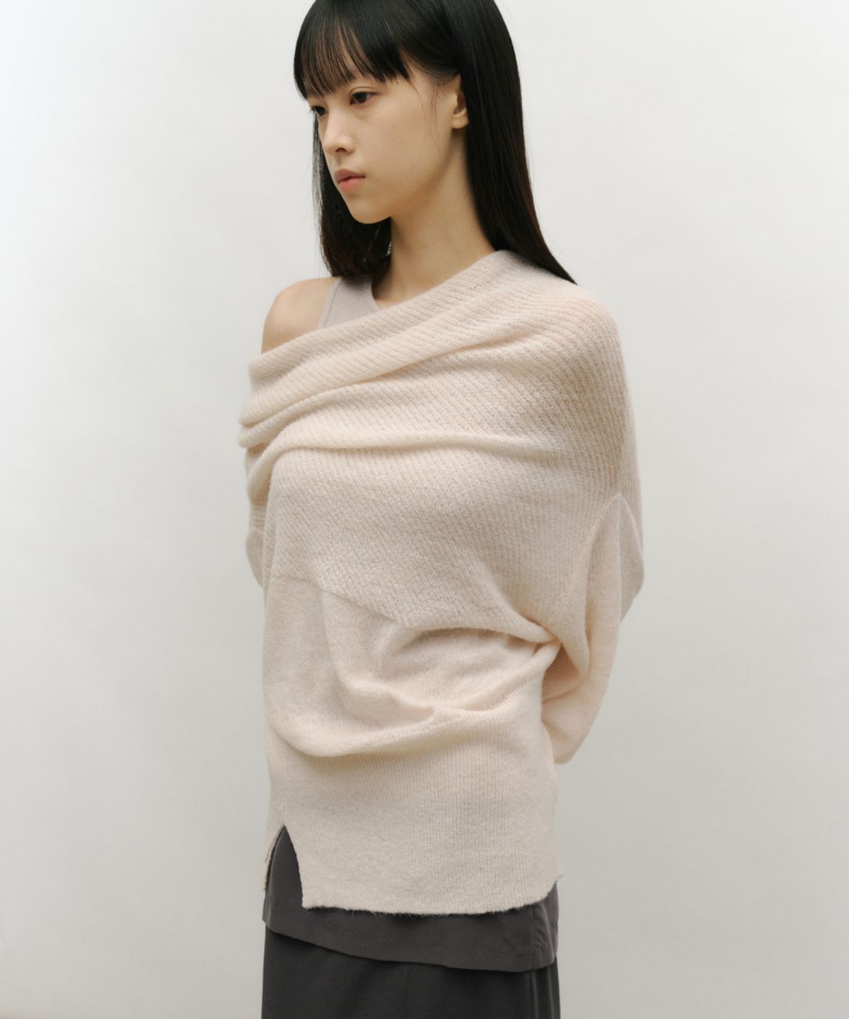 로우타이드(LOW TIDE) RELAXED OFF-SHOULDER KNIT [SALMON]