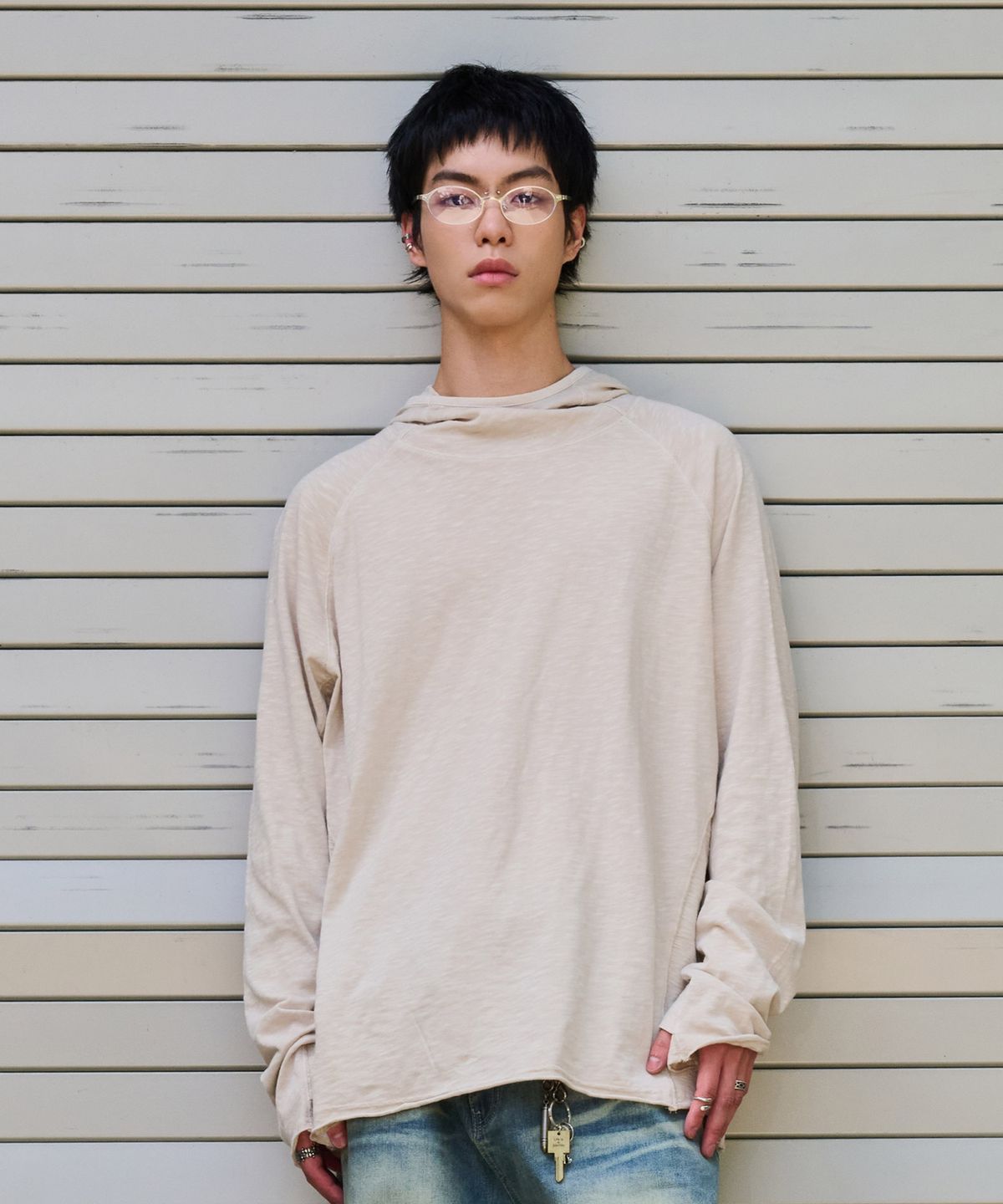 데시레드(DESIRED) 슬럽 레이어드 후드 티셔츠-FESK5101B05