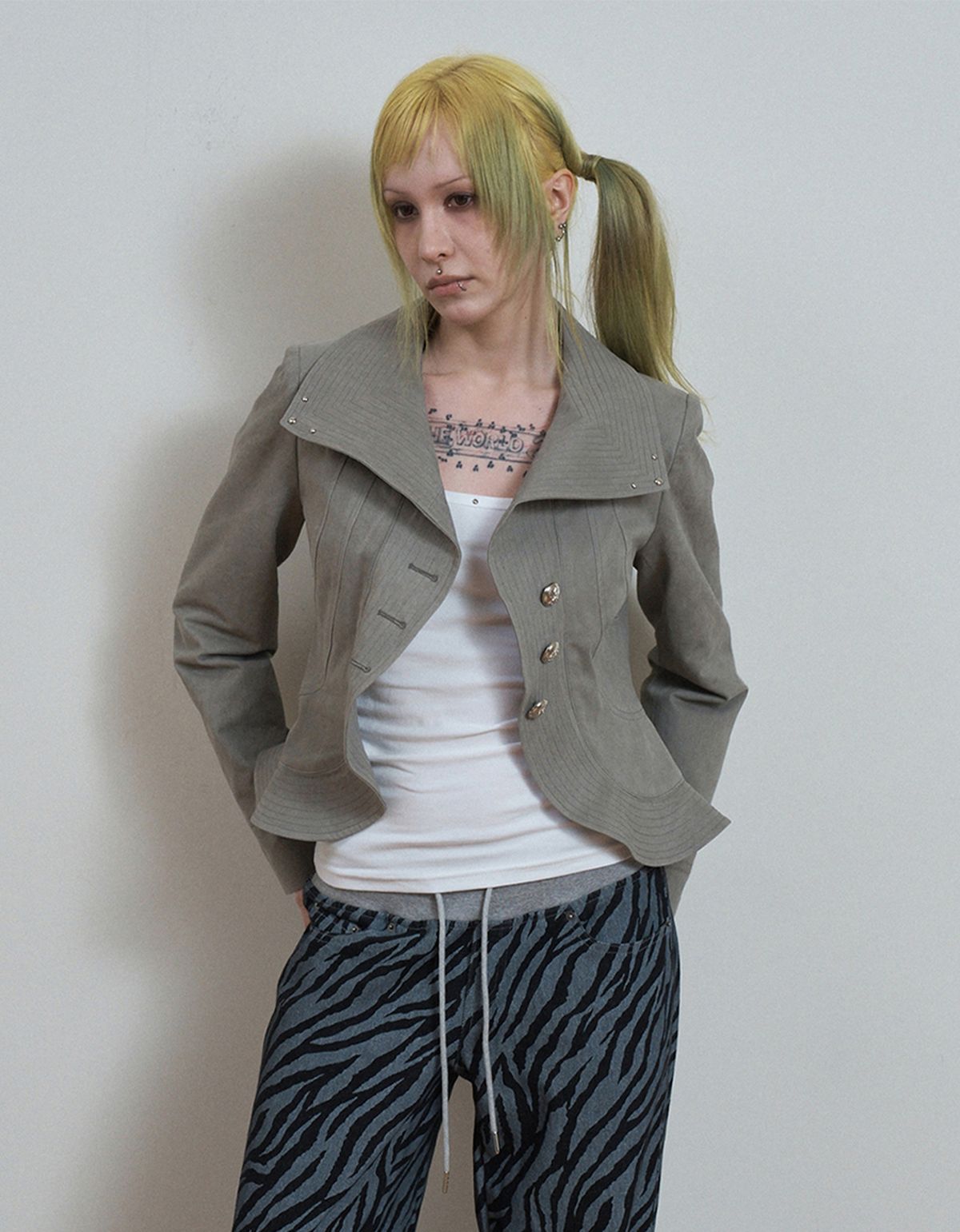 셋업이엑스이(SETUP-EXE) STITCH FLARE JACKET / BEIGE