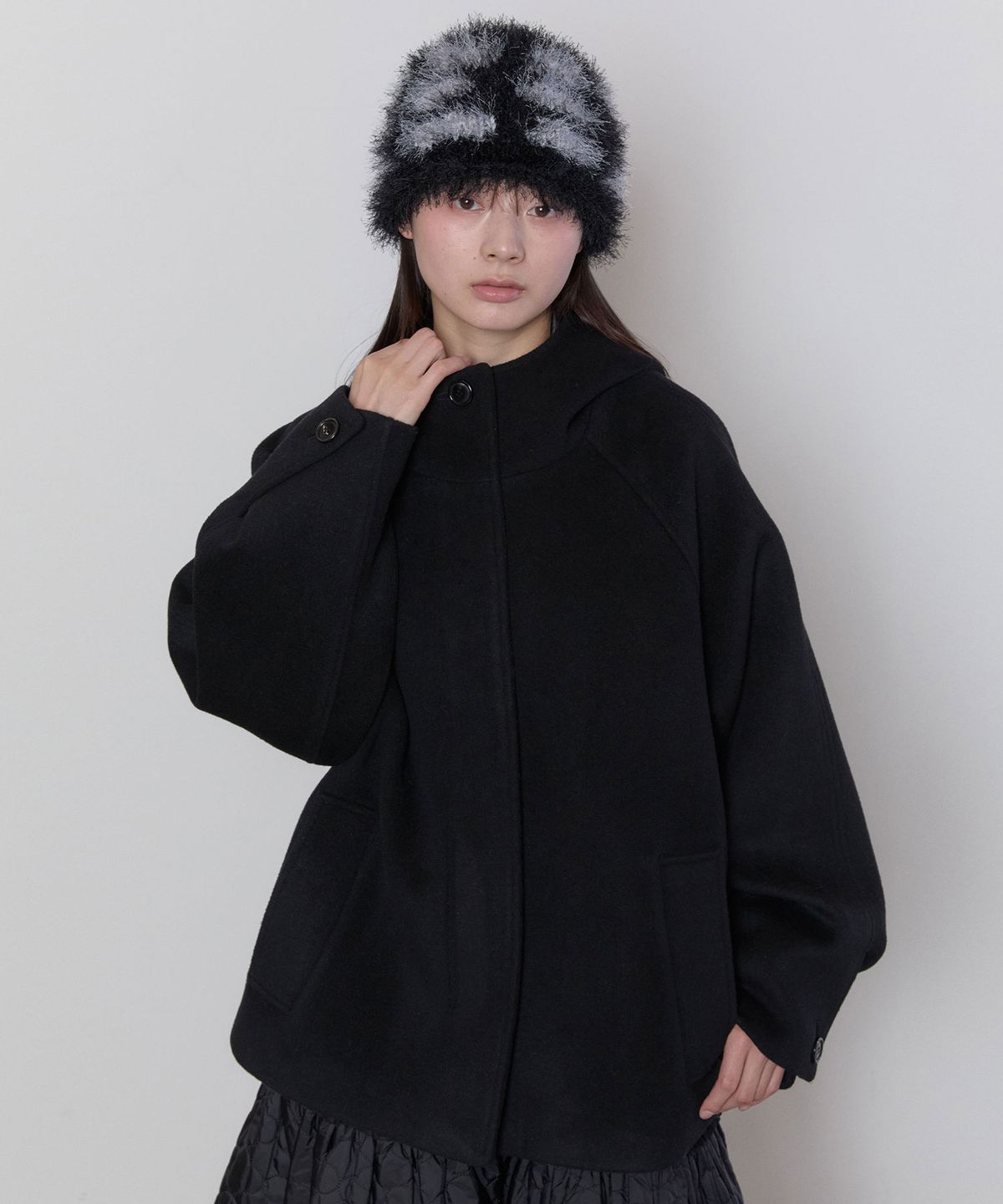 타입서비스(TYPESERVICE) Hooded Half Coat [Black]