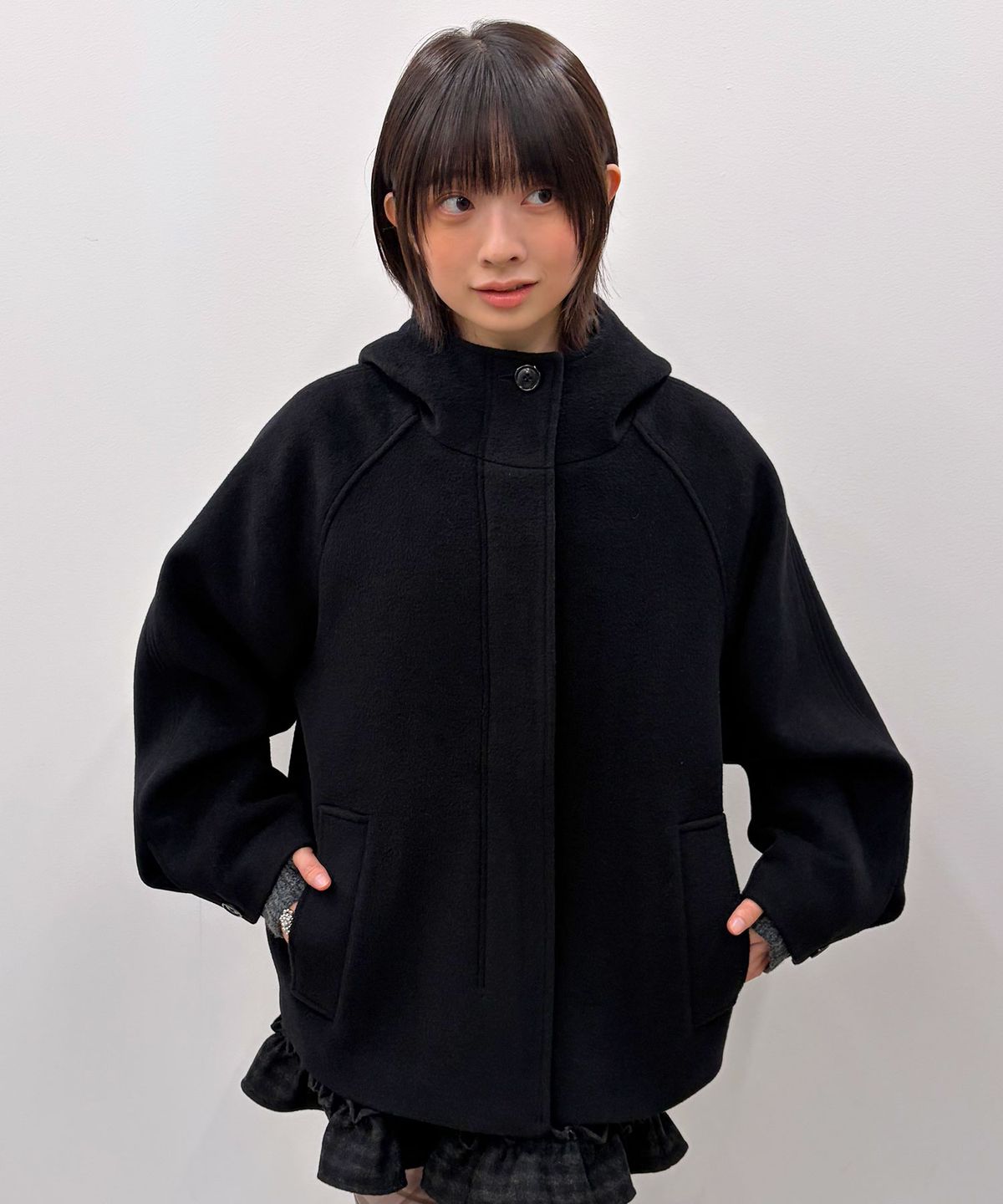 타입서비스(TYPESERVICE) Hooded Half Coat [Black]