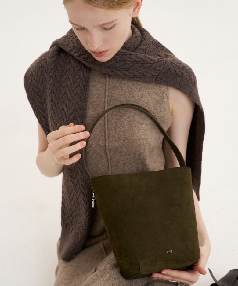 [PANIER] 카키 스웨이드 파니에 버킷백 S AABA6F210K2