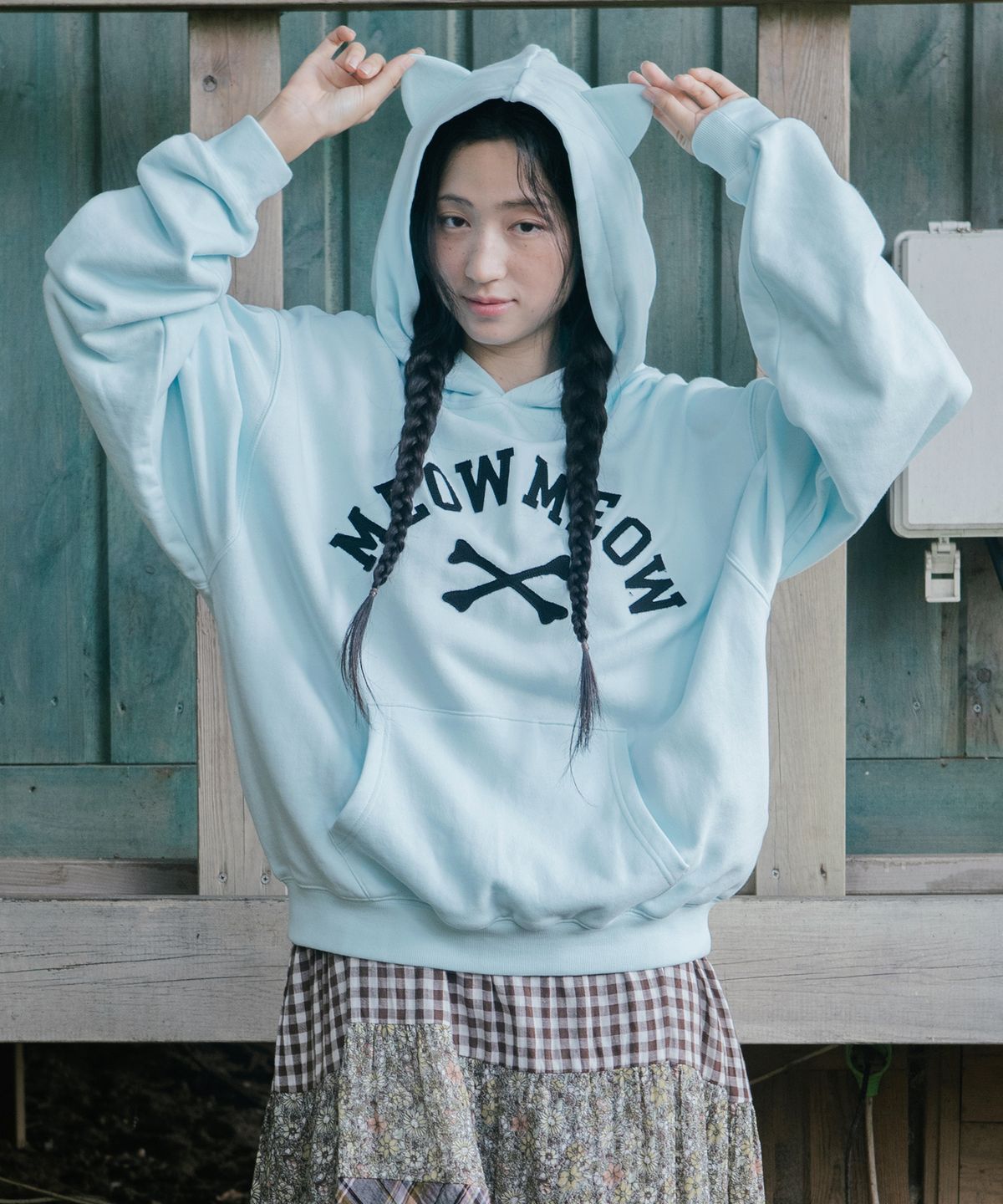 카비시(CAVISH) MEOW MEOW CAT EAR HOODIE BLUE(CV2GFFM401A)