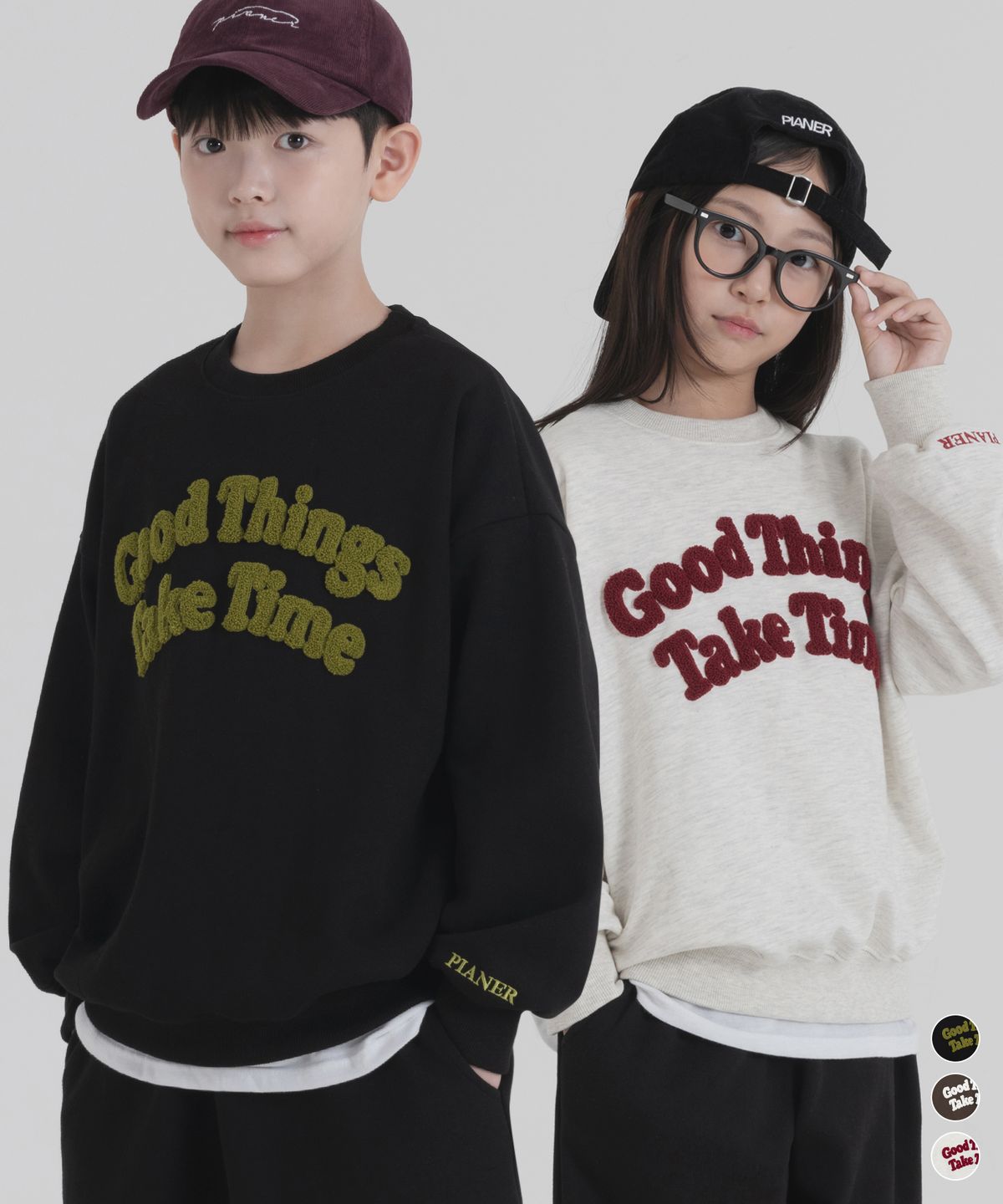 피아네르 키즈(PIANER KIDS) [2 PACK] 부클 자수 오버핏 맨투맨 (3color)