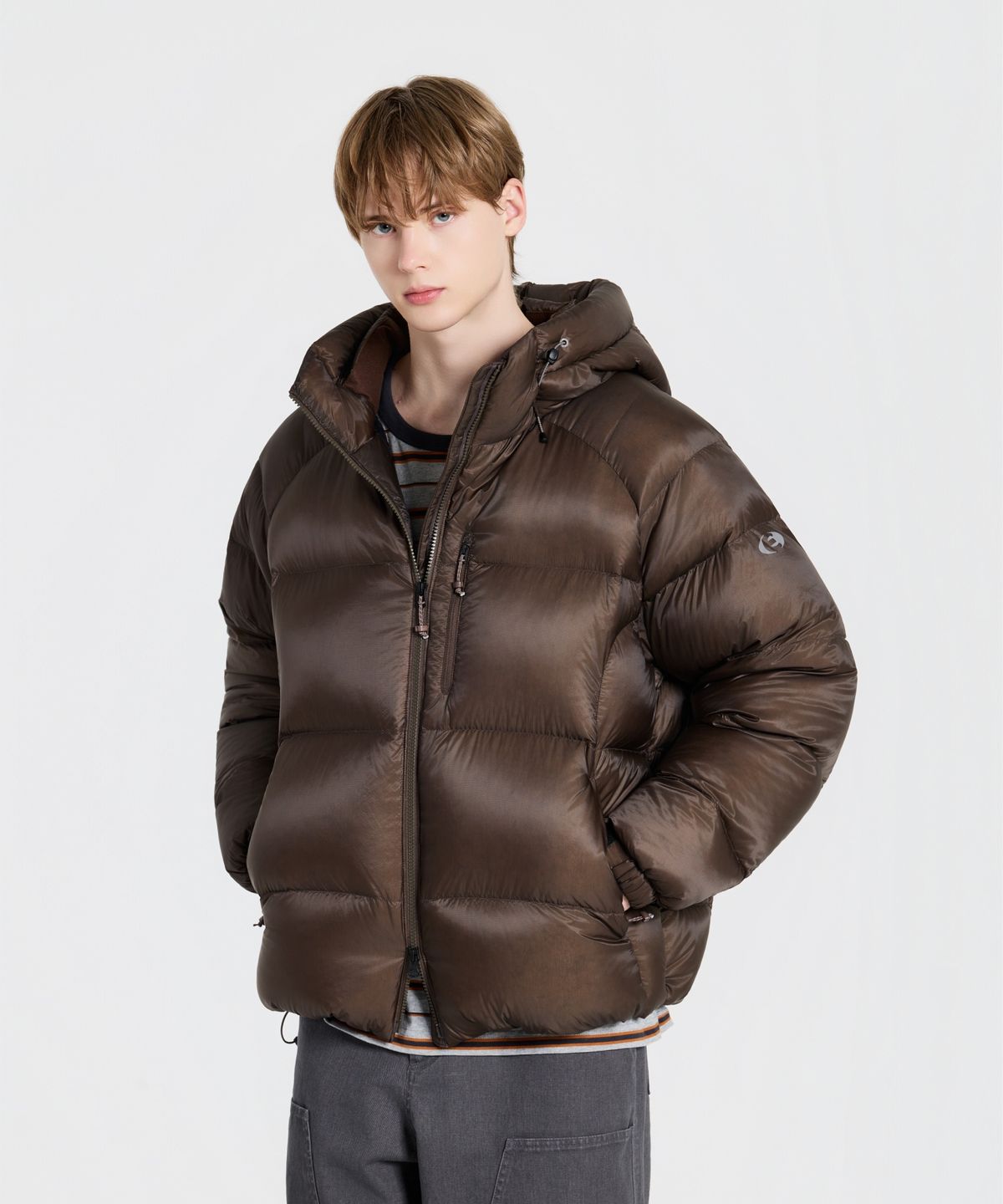 아이더(EIDER) NANO SHIELD (나노 쉴드) UNI 후디드 푸퍼 다운 자켓_DARK EARTH