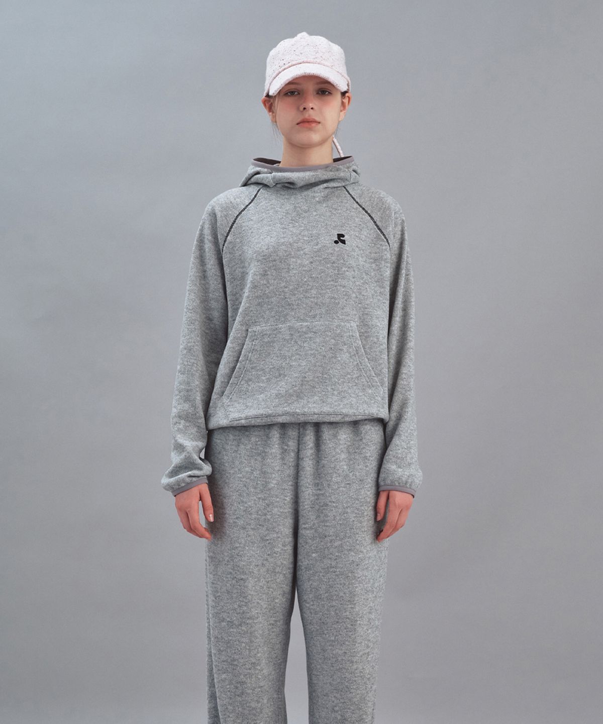 레스트앤레크레이션(REST&RECREATION) STITCH KNIT HOODIE - GREY