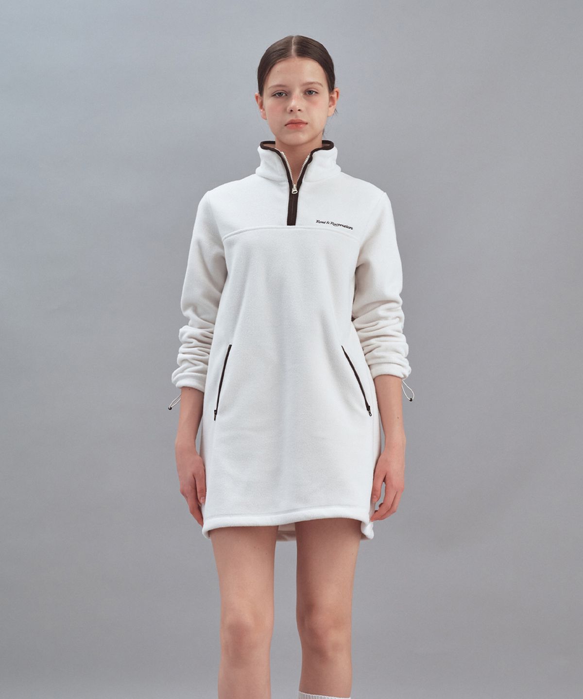 레스트앤레크레이션(REST&RECREATION) FLEECE HALF ZIP-UP DRESS - IVORY