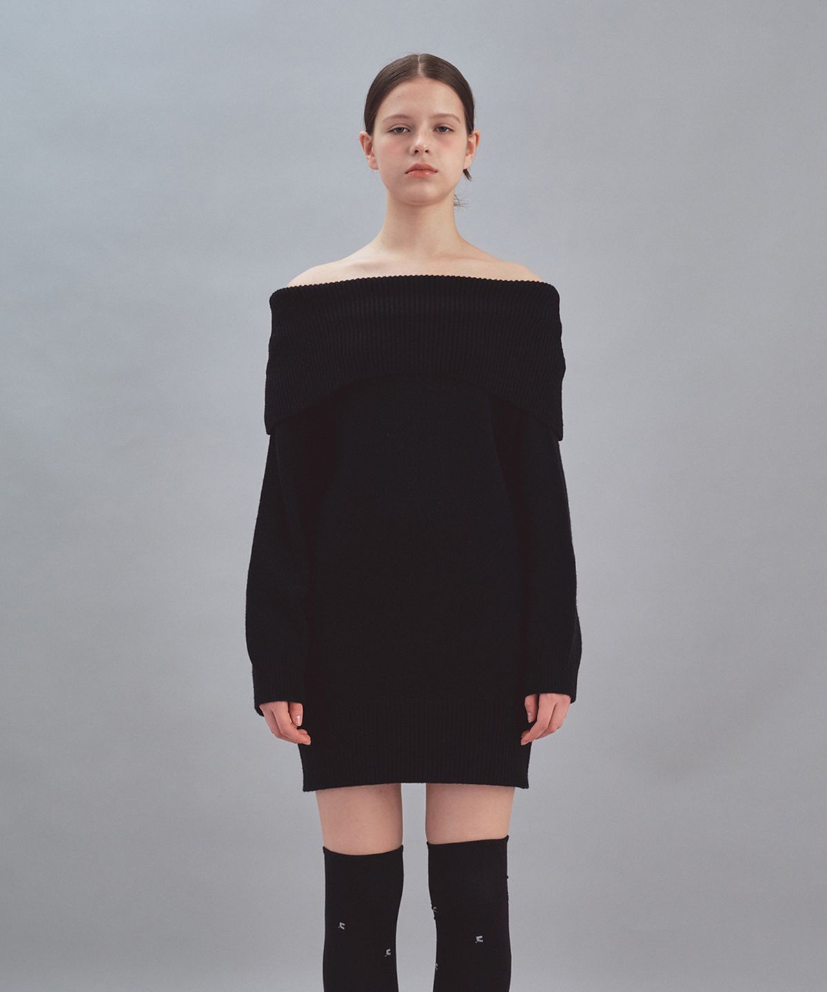 레스트앤레크레이션(REST&RECREATION) OFF SHOULDER KNIT DRESS - BLACK
