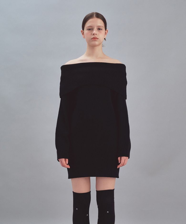 OFF SHOULDER KNIT DRESS - BLACK