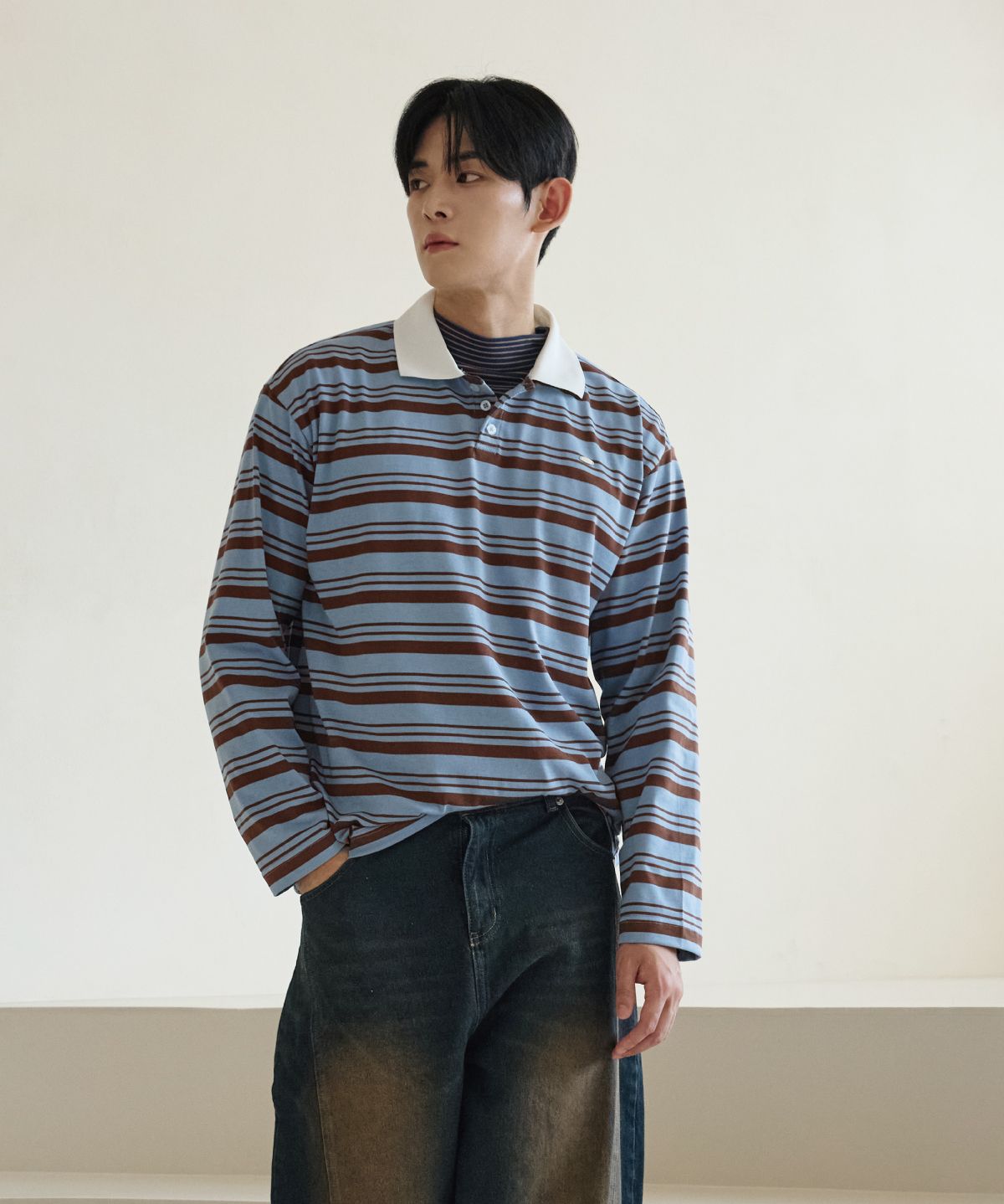 이븐시아(EVENCIA) 멀티컬러 럭비티셔츠 블루브라운
