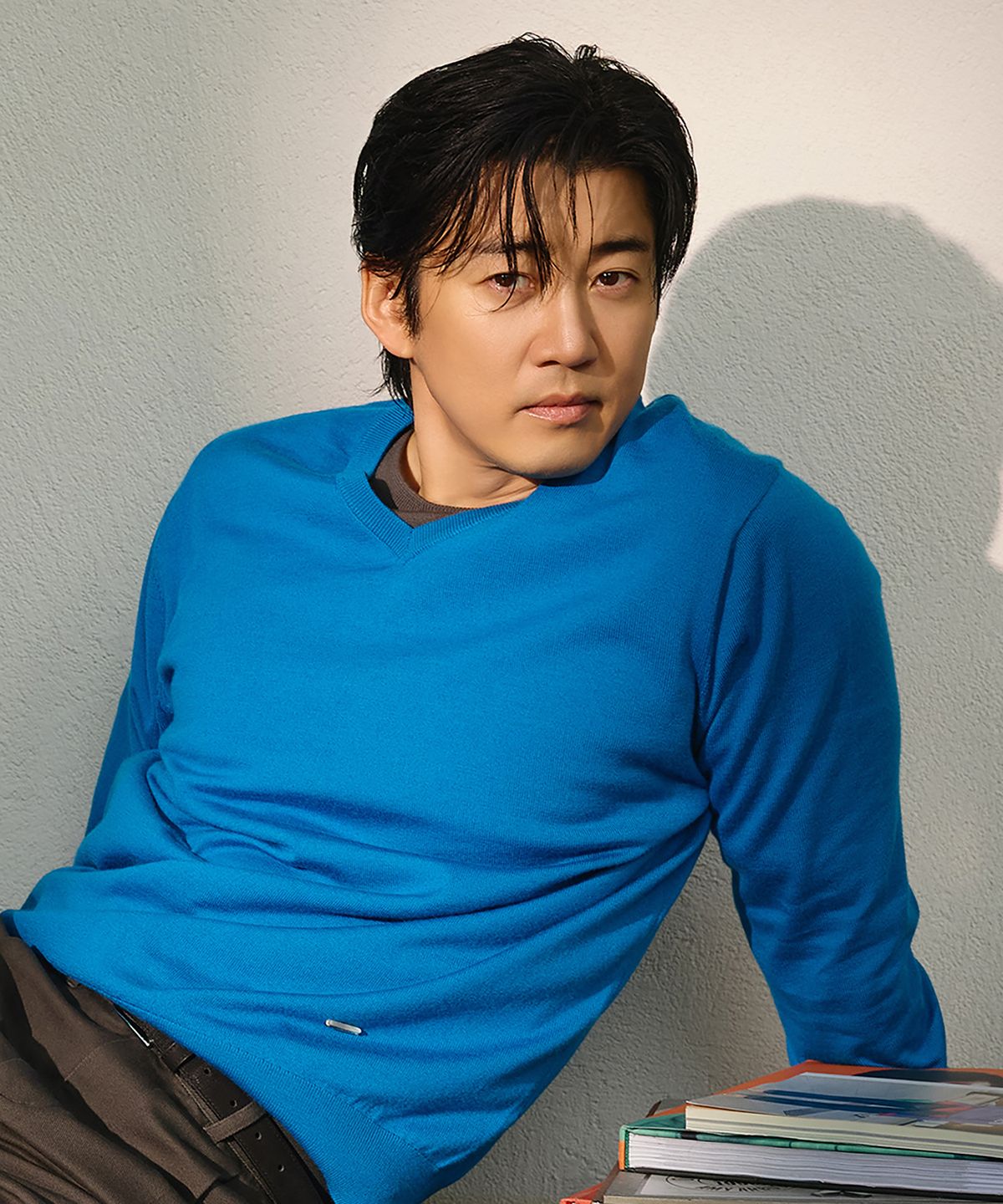 테일던(TAILDERN) William Lightweight V-neck Sweater Wool Blue