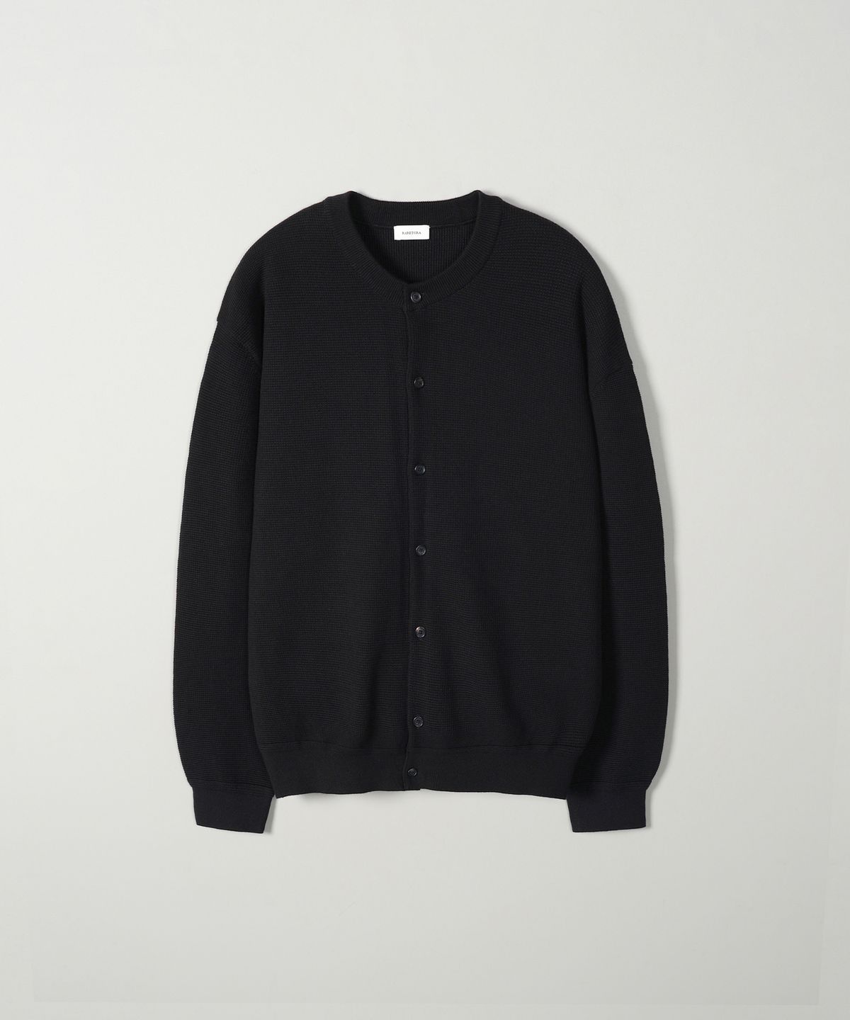 레어토라(RARETORA) BARK CREW KNIT CARDIGAN - BLACK