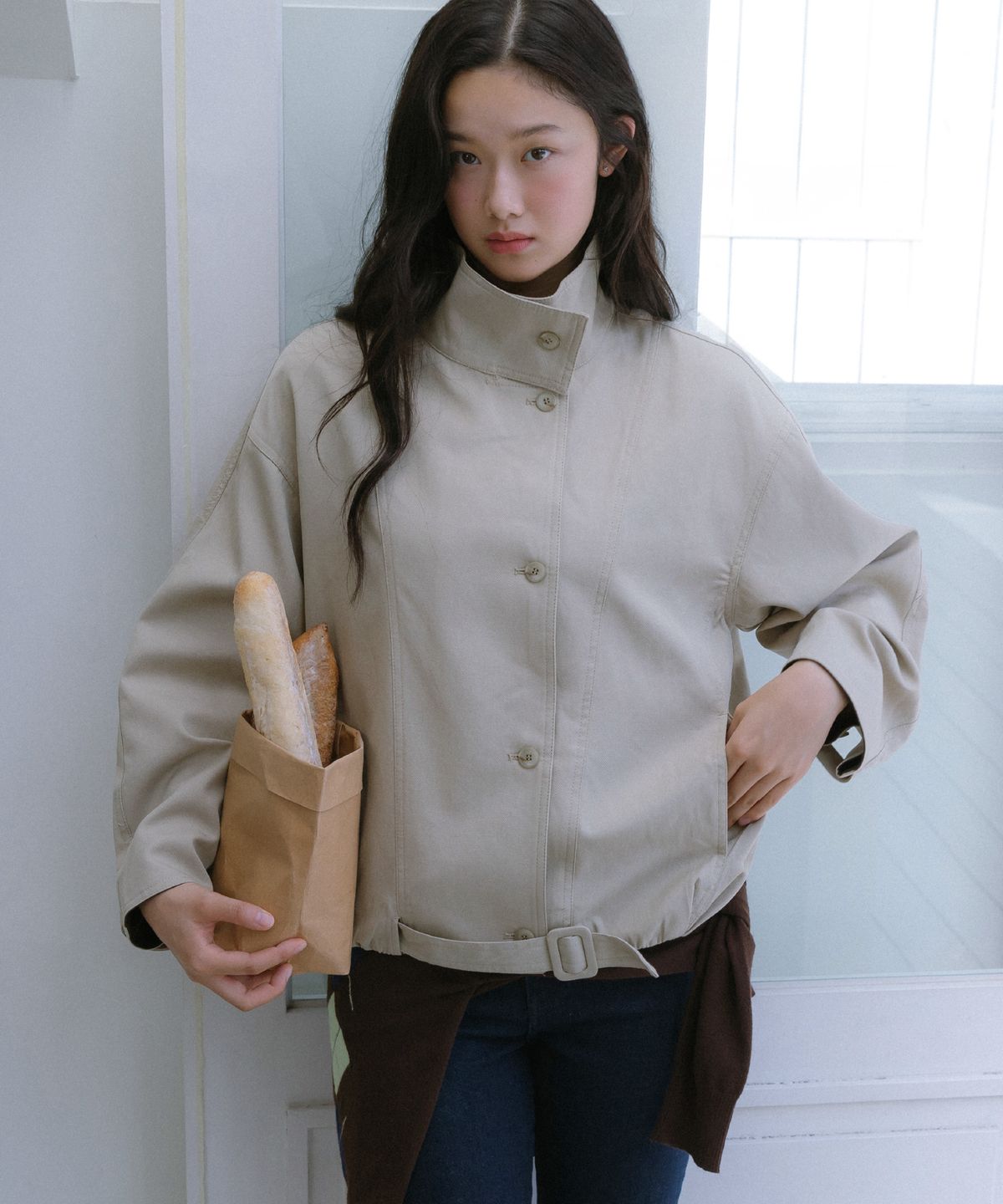 멜로토리(MELLOTORY) 하이넥 벨티드 자켓 (베이지)