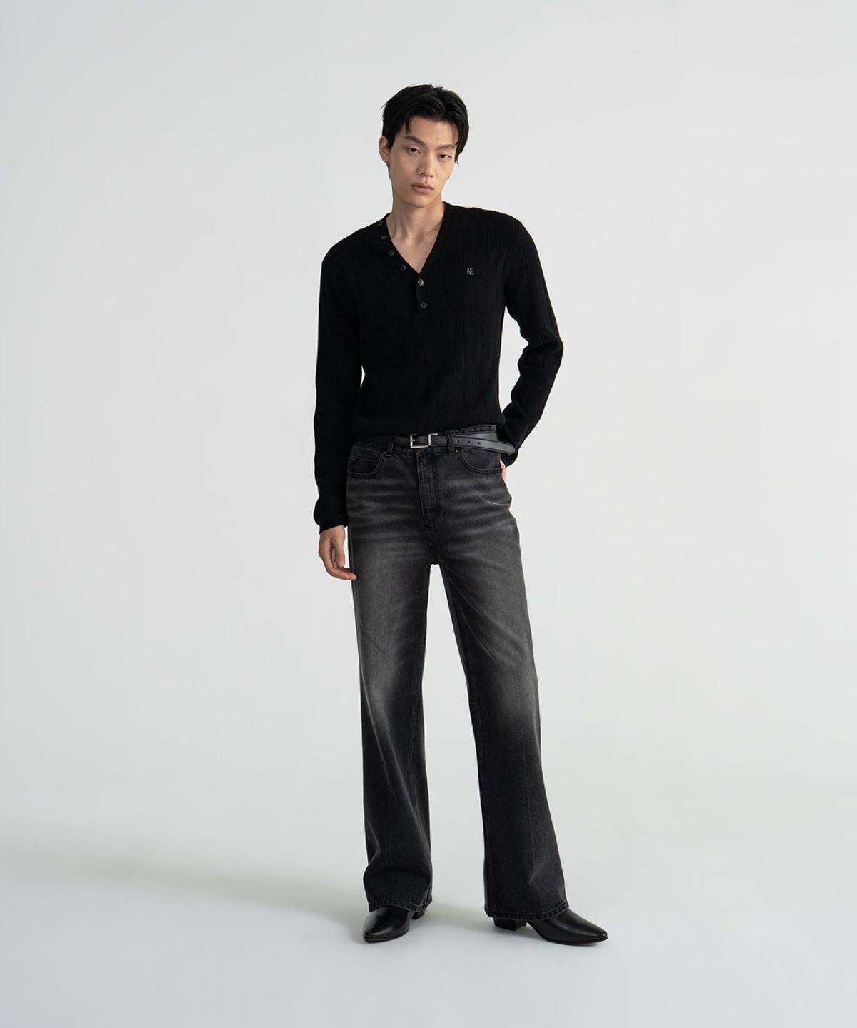 노이스(NOICE) M WASHED FLARED JEANS - BLACK
