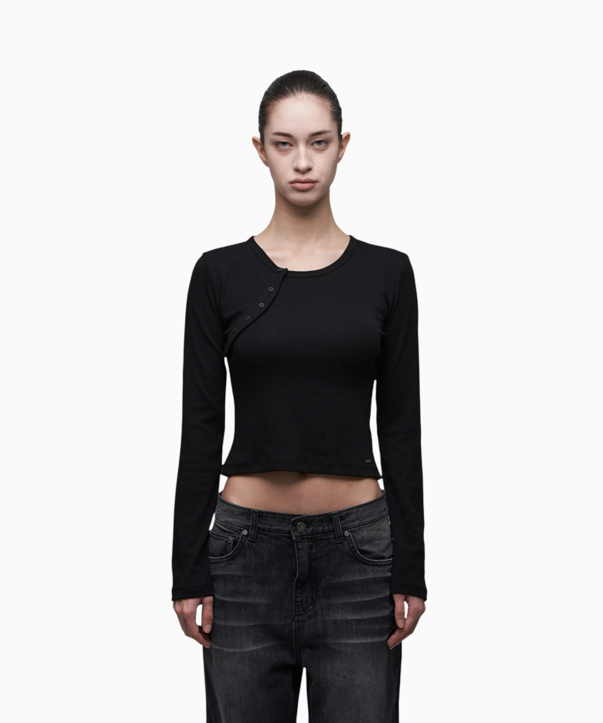 시너진(SYNERJYN) CURVED LONG SLEEVE BLACK
