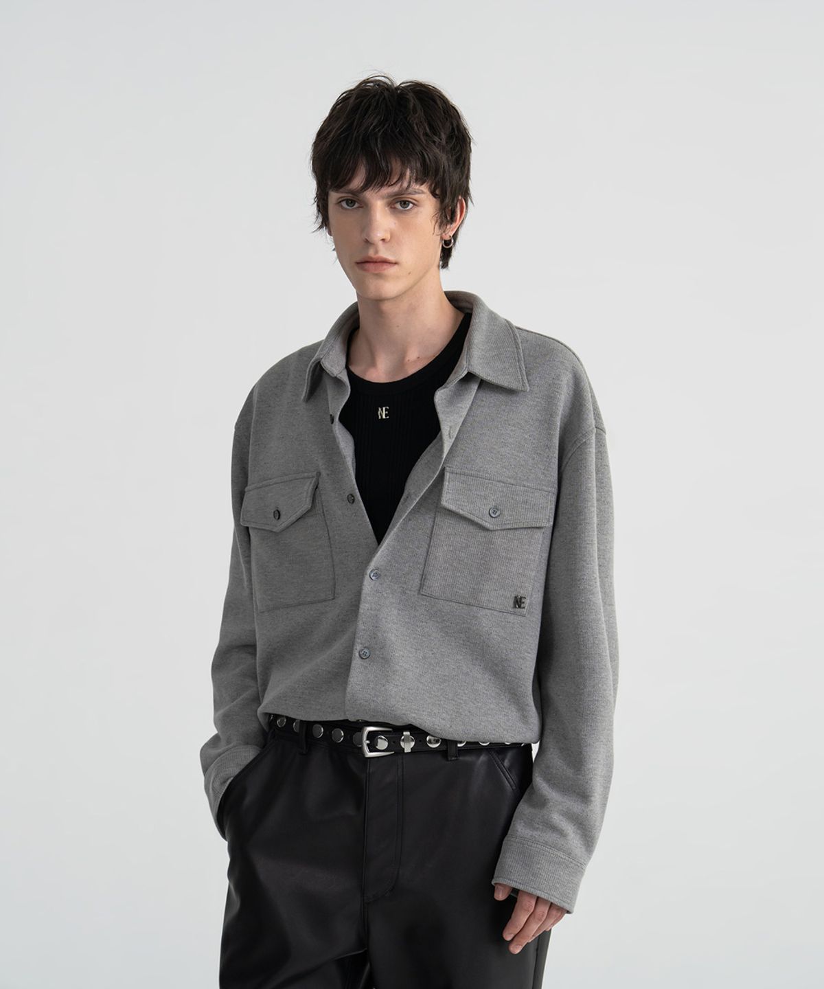 노이스(NOICE) PIQUE LOGO FLAP POCKET SHIRT - MELANGE GREY