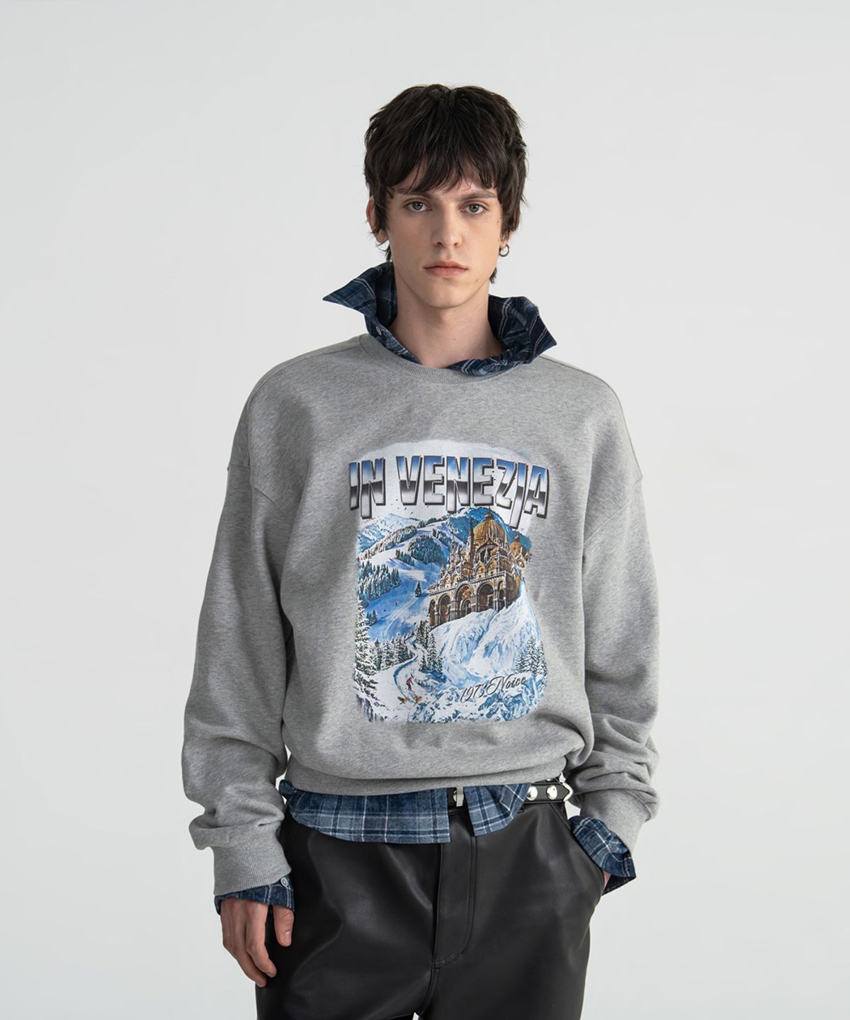 노이스(NOICE) IN VENEZIA GRAPHIC SWEATSHIRT - MELANGE GREY