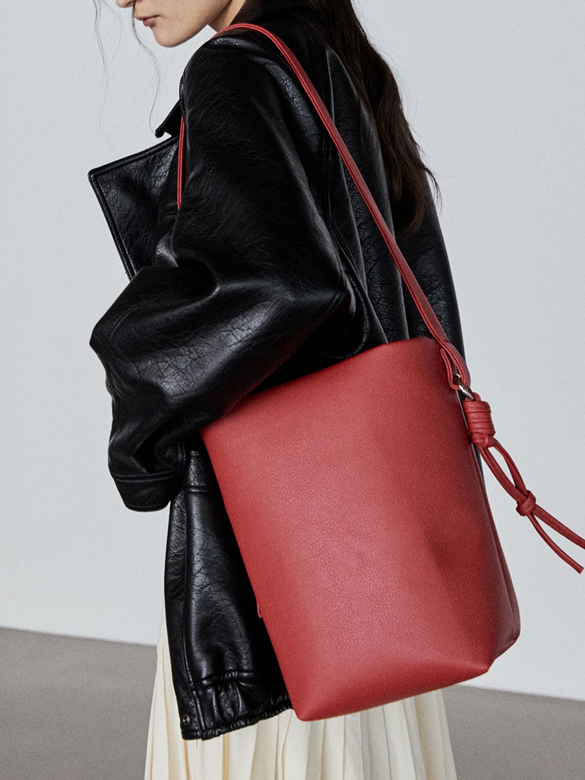 던팩토리(DAWN FACTORY) BUTLER BAG SMALL COW LEATHER RED 버틀러백 스몰 소가죽 레드