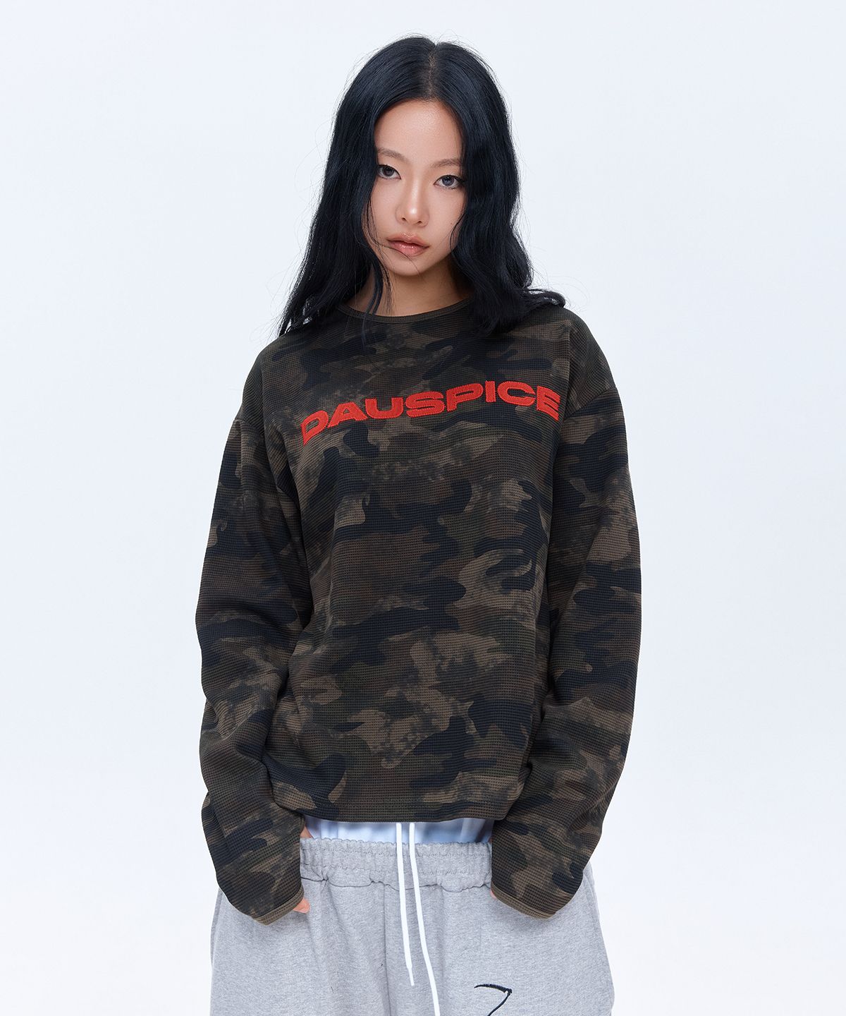 디오스피스(DAUSPICE) (DUC) Appliqué Logo Waffle Long Sleeve Camo