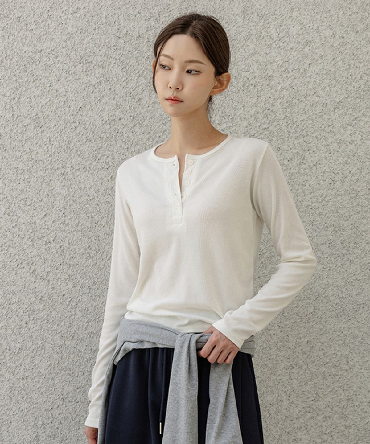 프렌치시크(FRENCHCHIC) 뉴앤드 골지 헨리넥 티셔츠_F6F668TS