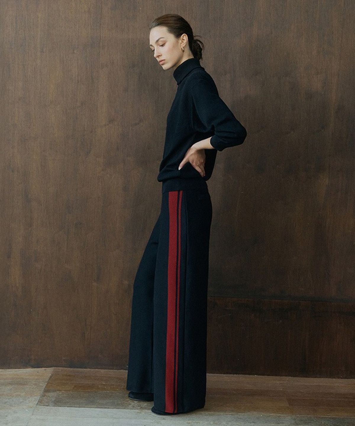 바니스뉴욕(BARNEYS NEWYORK) 26FW 도미닉 스트라이프 니트 팬츠 블랙