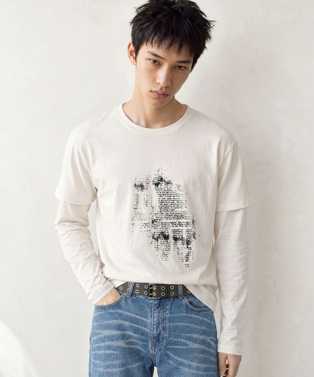 블루썬플라워(BLUESUNFLOWER) 레이어드 그래픽 티셔츠_화이트