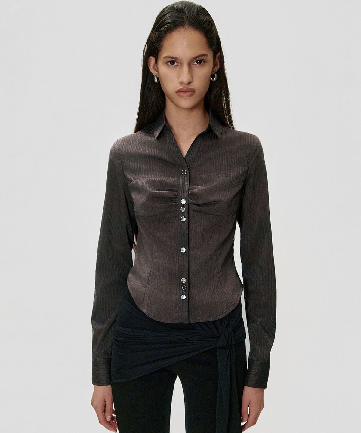 킴지수(KIMZISU) Slim Fit Shirred Shirt_CHARCOAL