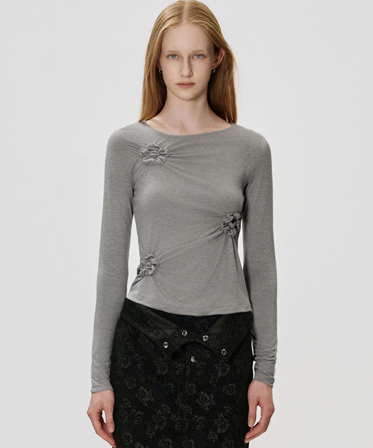 킴지수(KIMZISU) Floral Motif Smocked LS T-shirt_MELANGE GREY