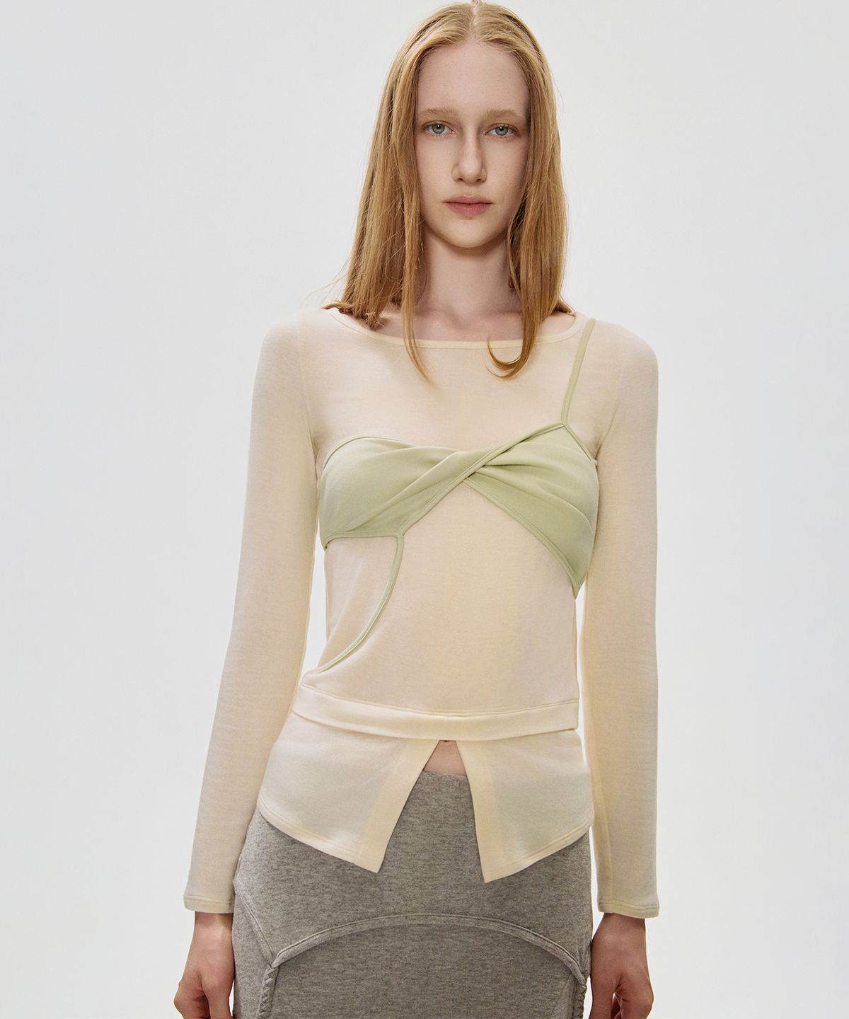 킴지수(KIMZISU) Twisted Bra Layer T-shirt_IVORY