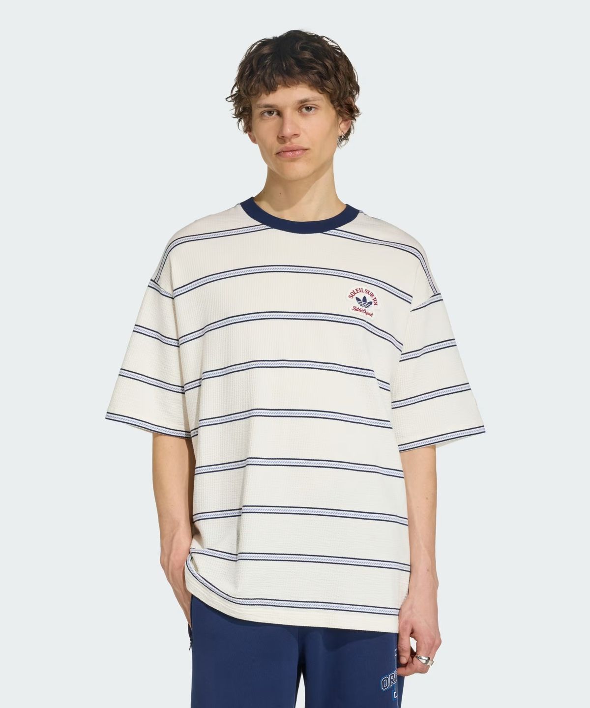 아디다스(ADIDAS) 리조트 S 티 M KW8247