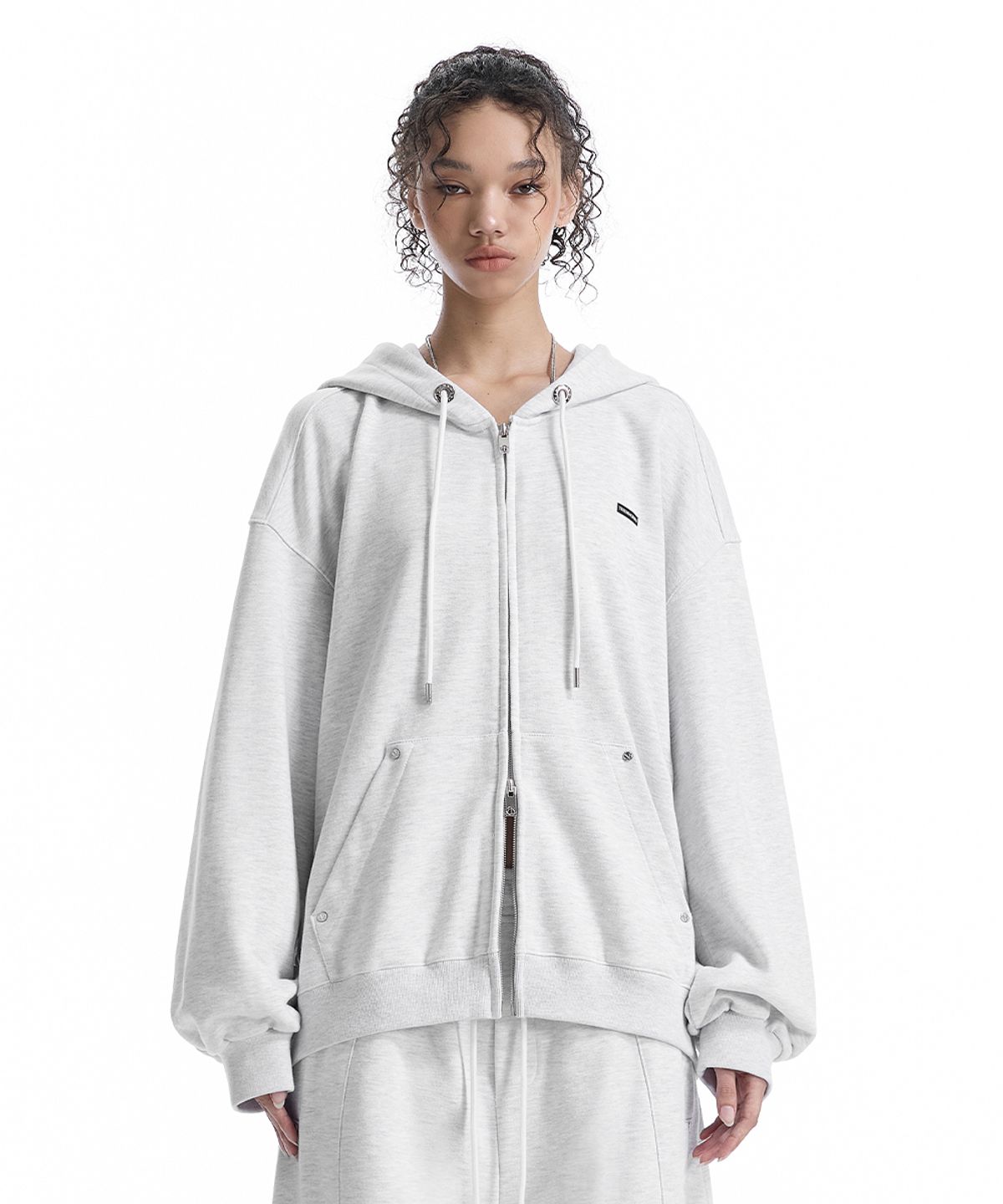트리밍버드(TREEMINGBIRD) Embossed Logo Set-up Zip-up Hoodie [ Light Gray ]