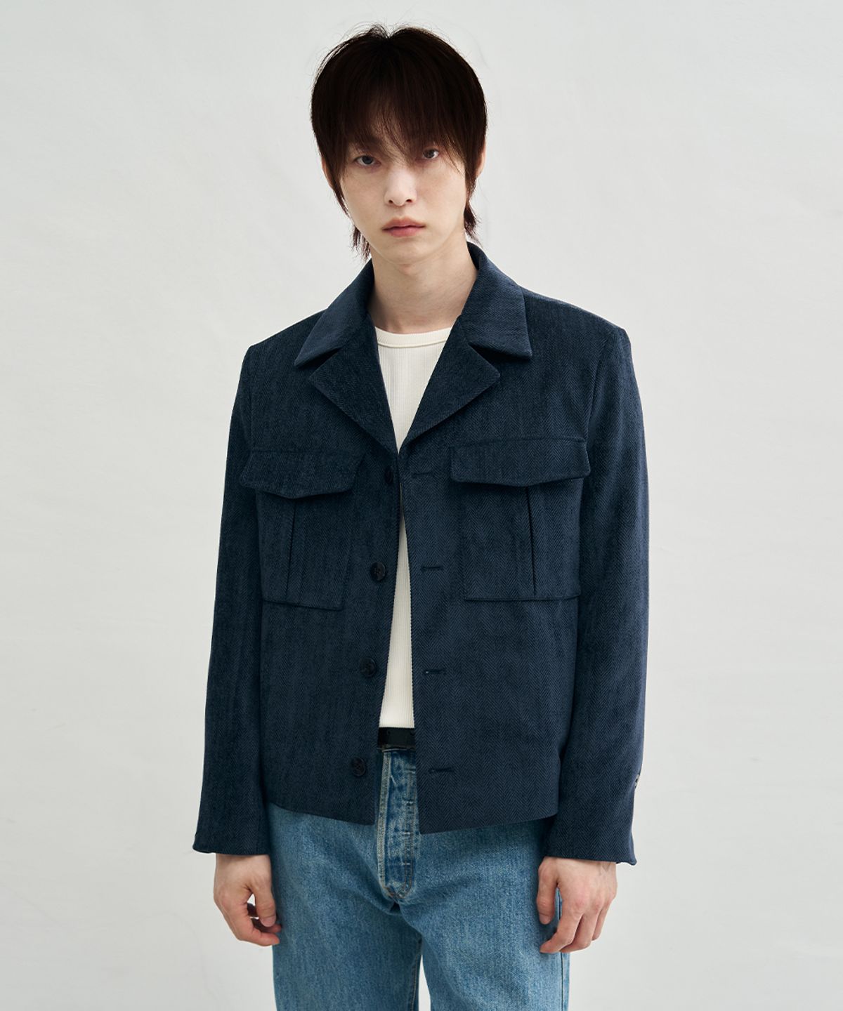 어레이드(ARRAYED) 브러쉬드 헤링본 크롭 자켓 [NAVY]