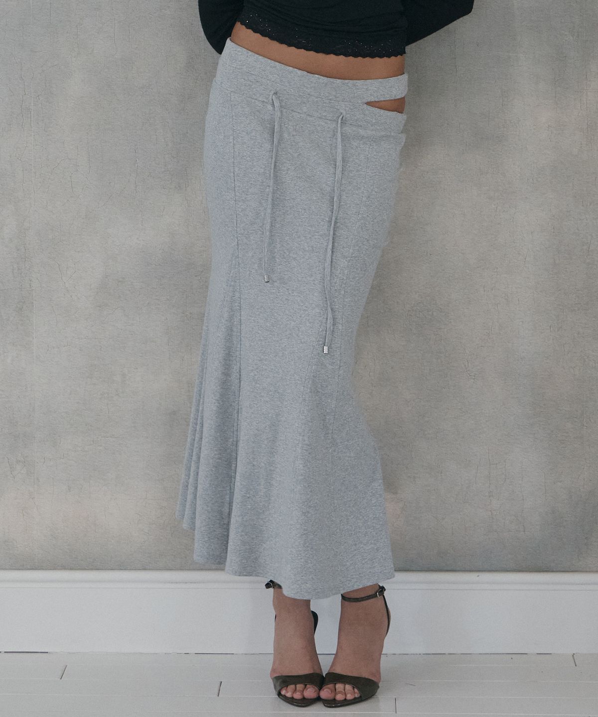 플리즈노팔로우(PLEASENOFOLLOW) Voline Mermaid Long Skirt (Melange Grey)